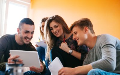 La face cachée des formations réseaux sociaux : les secrets que les influenceurs ne veulent pas partager
